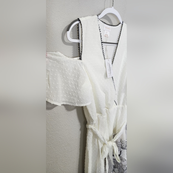 Anthropologie Foxiedox Babette Cold Shoulder Wrap Dress Size large NWT - Picture 5 of 7